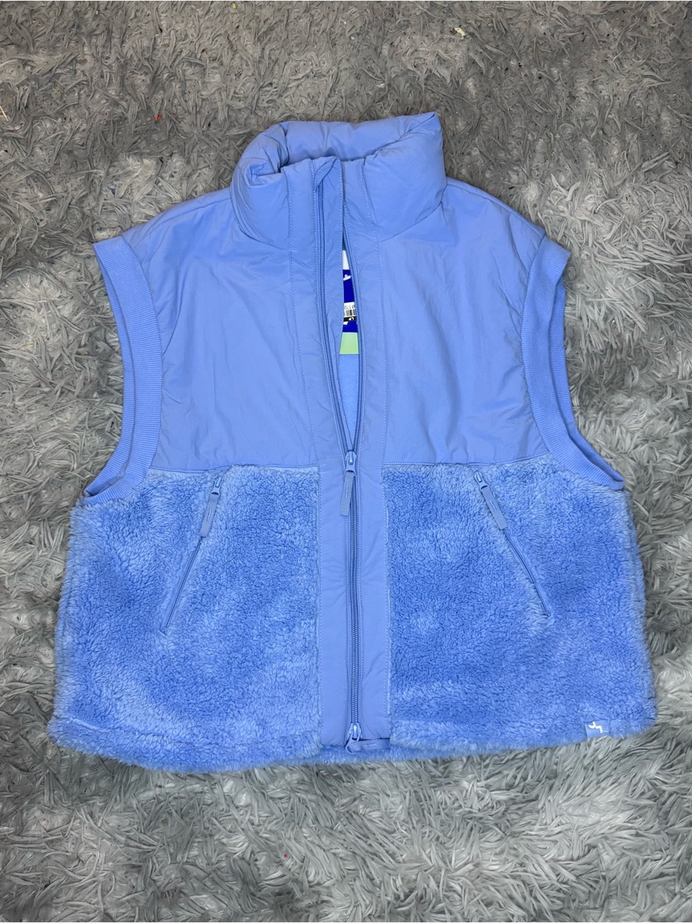JoyLab Women’s High Pile Boxy Fit Vest - Hydrangea Size Small NWT